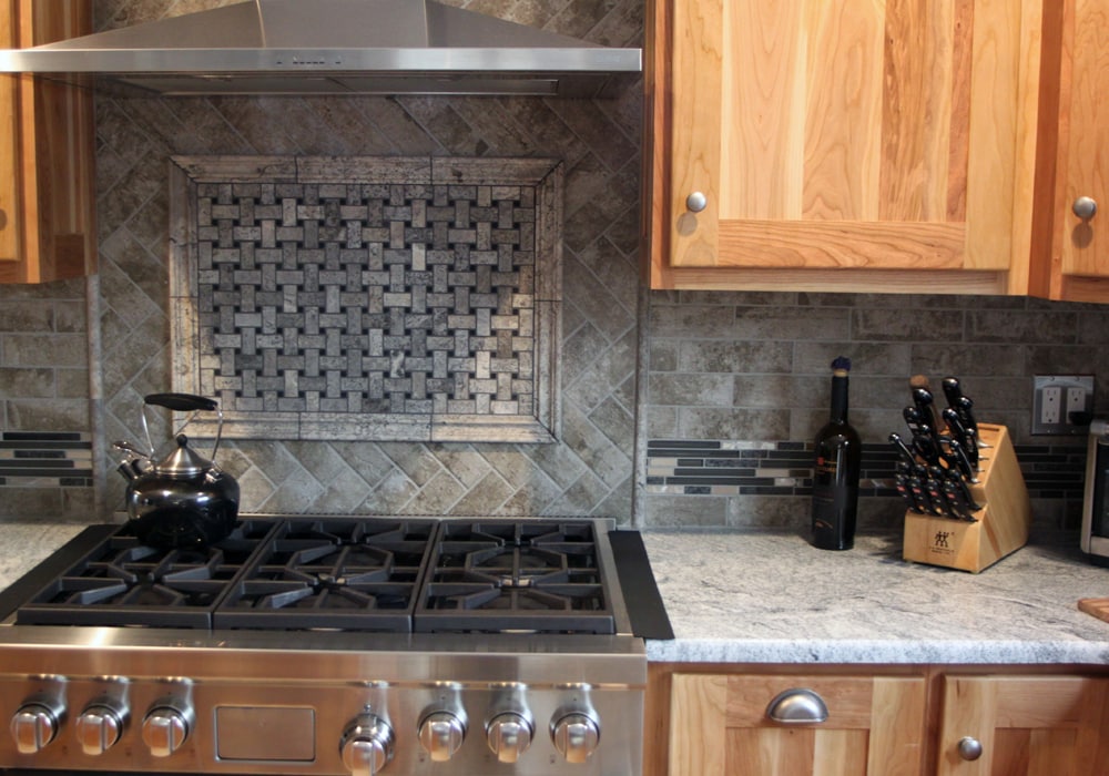 kitchen stone backsplash
