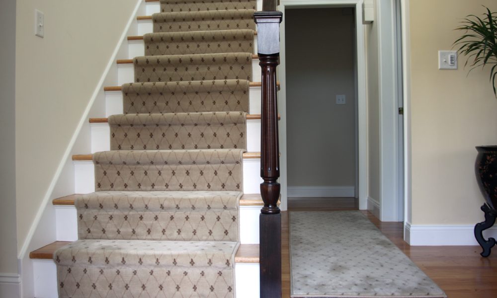 Nylon carpet stair runner